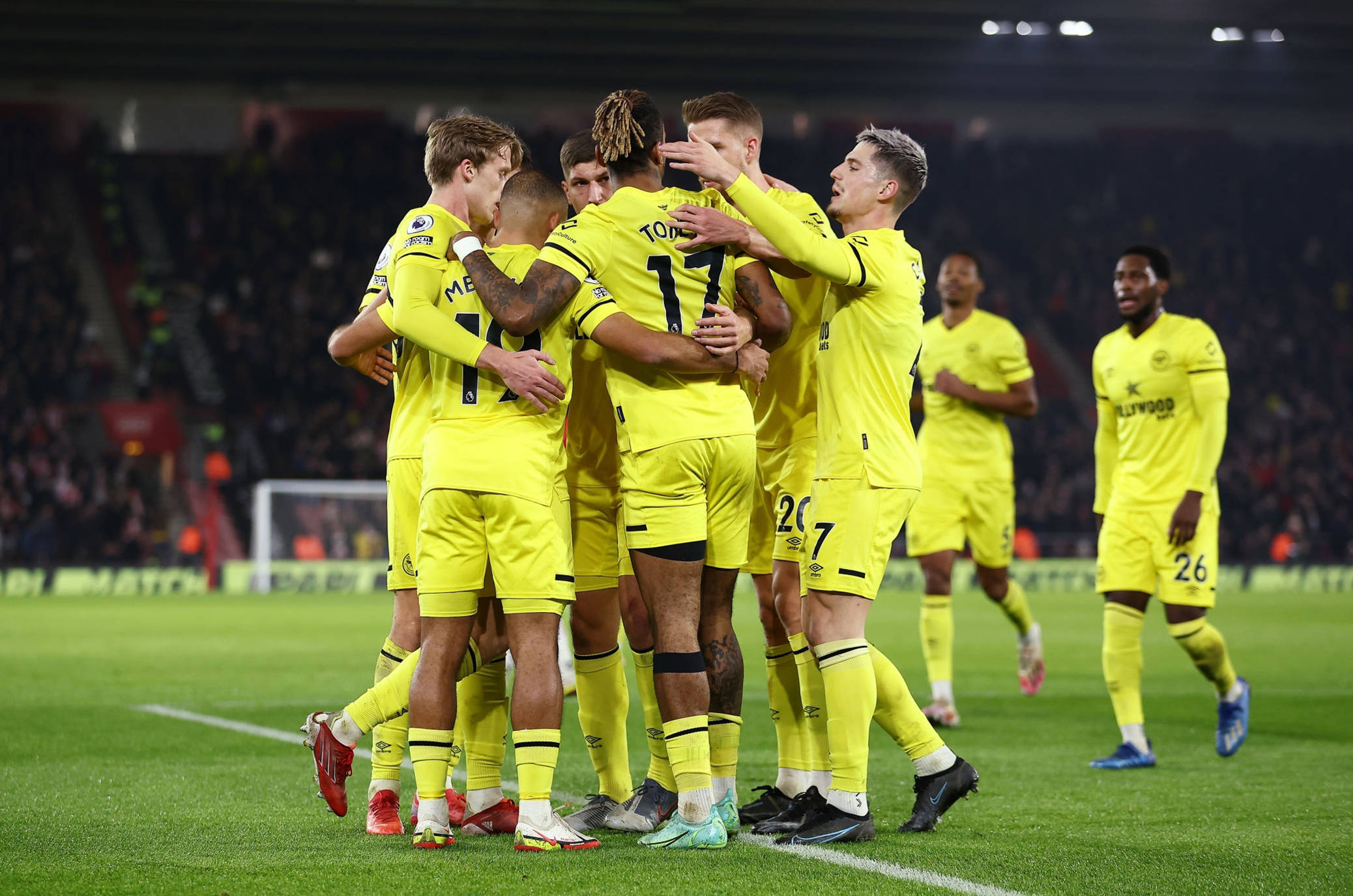 维特斯被吊 维特斯被吊